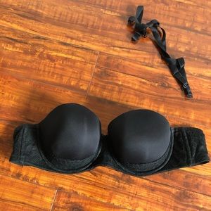 TORRID BLACK MICROFIBER LIGHTLY LINED STRAPLESSBRA